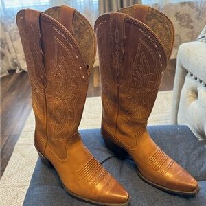 Arita Heritage X Toe Elastic Wide Calf Western Boot